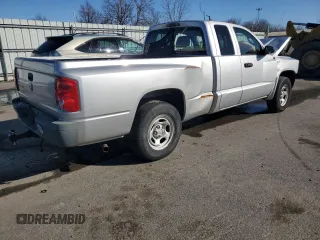 2008 Dodge Dakota ST with VIN 1D7HE22K58S541808, listed as a Copart auction lot 49772055 with 188,683 mi miles and Salvage Title. Bid and sale history available at carsss.com. Image 3.