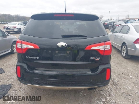 2014 Kia Sorento SX with VIN 5XYKW4A76EG549679, listed as a IAAI auction lot 41916294 with 146,566 mi miles. Bid and sale history available at carsss.com. Image 16.