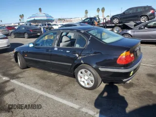 1999 BMW 3 Series 323i with VIN WBAAM3331XKC56081, listed as a Copart auction lot 82767554 with 92,916 mi miles and Salvage Title. Bid and sale history available at carsss.com. Image 2.