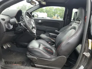 2017 FIAT 500 Abarth z VIN 3C3CFFFH8HT621291, wystawiony jako Copart lot #63133054 z przebiegiem 117 544 mil mil oraz Szkody całkowita. Historia ofert i sprzedaży dostępna na DreamBid. Obrazek 7.