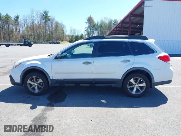 2014 Subaru Outback 2.5i Limited with VIN 4S4BRBPC9E3255693, listed as a IAAI auction lot 42134200 with 262,009 mi miles. Bid and sale history available at carsss.com. Image 14.