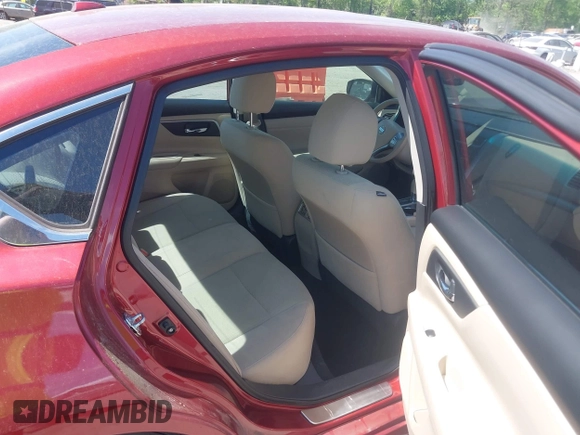 2015 Nissan Altima SV with VIN 1N4AL3AP5FC588001, listed as a IAAI auction lot 42075596 with 110,143 mi miles and . Bid and sale history available at carsss.com. Image 8.