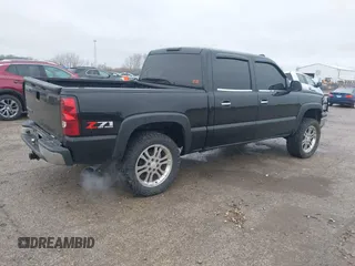 2006 Chevrolet Silverado 1500 LT1 with VIN 2GCEK13Z261356091, listed as a IAAI auction lot 41734558 with 247,209 mi miles. Bid and sale history available at carsss.com. Image 4.