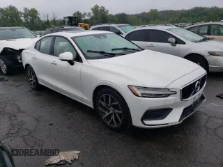2020 Volvo S60 Momentum with VIN 7JR102FK0LG044280, listed as a Copart auction lot 63286173 with 51,887 mi miles. Bid and sale history available at carsss.com. Image 4.