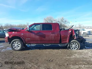 2019 Ram 2500 Laramie with VIN 3C6UR5NL8KG652913, listed as a IAAI auction lot 41611071 with 154,955 mi miles. Bid and sale history available at carsss.com. Image 14.