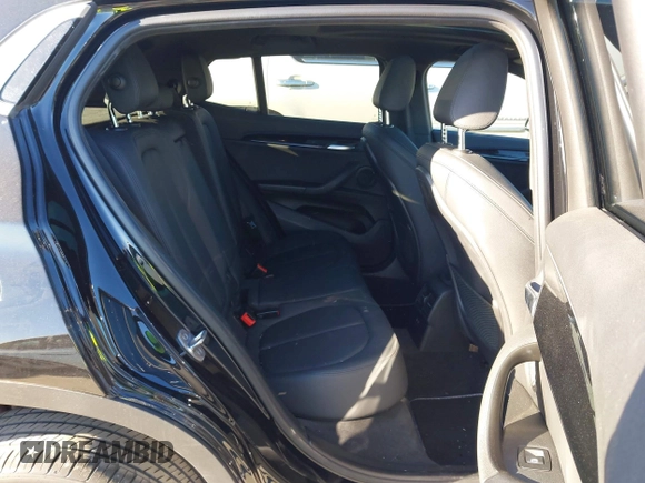 2019 BMW X2 sDrive28i with VIN WBXYJ3C50KEP77327, listed as a IAAI auction lot 40922194 with 94,672 mi miles. Bid and sale history available at carsss.com. Image 8.