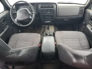 2000 Jeep Cherokee SE with VIN 1J4FF28S9YL222714, listed as a Copart auction lot 88575685 with 203,691 mi miles and Salvage Title. Bid and sale history available at carsss.com. Image 8.