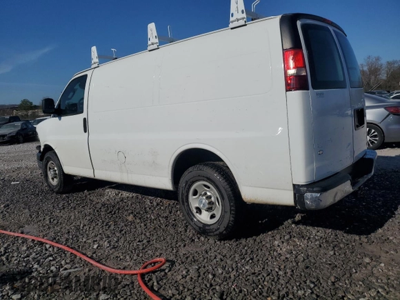 2017 Chevrolet Express Cargo with VIN 1GCZGGFG8H1120344, listed as a Copart auction lot 85590944 with Not provided miles and Salvage title. Bid and sale history available at DreamBid. Image 2.