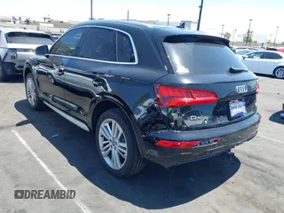 2018 Audi Q5 Premium Plus z VIN WA1BNAFY7J2094777, wystawiony jako IAAI lot #42265300 z przebiegiem Nie podano mil oraz . Historia ofert i sprzedaży dostępna na DreamBid. Obrazek 3.
