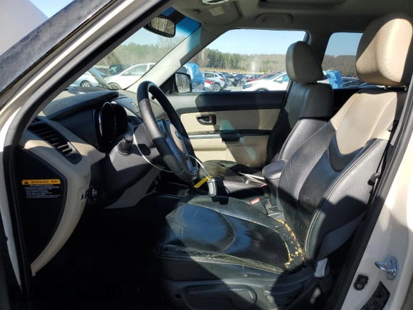 2011 Kia Soul + with VIN KNDJT2A24B7729586, listed as a Copart auction lot 49347235 with 118,605 mi miles and Salvage Title. Bid and sale history available at carsss.com. Image 7.