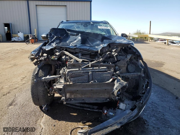 2017 Jaguar F-PACE 35t Premium with VIN SADCJ2BV2HA064579, listed as a Copart auction lot 72414794 with NaN miles and Salvage Title. Bid and sale history available at carsss.com. Image 5.