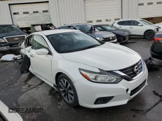 2017 Nissan Altima SV with VIN 1N4AL3AP9HC278372, listed as a Copart auction lot 80581324 with 151,014 mi miles and Salvage title. Bid and sale history available at DreamBid. Image 4.