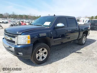 2007 Chevrolet Silverado 1500 LT w/2LT with VIN 2GCEK13M671633699, listed as a IAAI auction lot 41669403 with 231,550 mi miles. Bid and sale history available at carsss.com. Image 17.