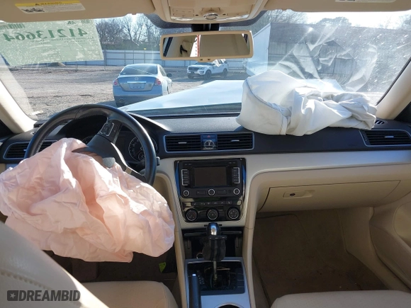2013 Volkswagen Passat SE w/Sunroof with VIN 1VWBH7A31DC007320, listed as a IAAI auction lot 41213664 with 164,040 mi miles. Bid and sale history available at carsss.com. Image 16.