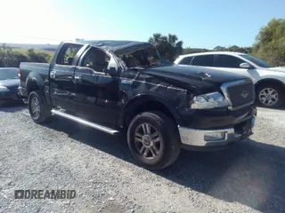 2005 Ford F-150 XLT with VIN 1FTPW14515KE28759, listed as a IAAI auction lot 41677474 with 125,855 mi miles. Bid and sale history available at carsss.com. Image 1.