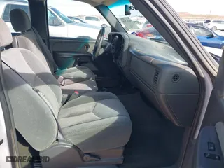 2003 Chevrolet Silverado 1500 LS with VIN 1GCEC19V13Z218093, listed as a IAAI auction lot 41016260 with 237,633 mi miles. Bid and sale history available at carsss.com. Image 5.