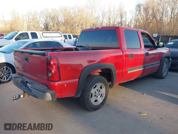 2005 Chevrolet Silverado 1500 LS with VIN 2GCEC13T951377849, listed as a IAAI auction lot 41820491 with 199,878 mi miles. Bid and sale history available at carsss.com. Image 4.