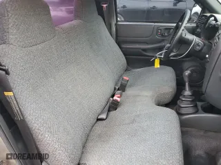 1998 Chevrolet S-10 LS with VIN 1GCCS1442W8245631, listed as a Copart auction lot 84759574 with 169,467 mi miles and Salvage Title. Bid and sale history available at carsss.com. Image 10.