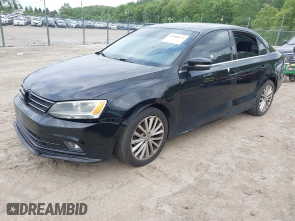 2015 Volkswagen Jetta SE with VIN 3VWD07AJ3FM262731, listed as a IAAI auction lot 42468622 with 131,874 mi miles and . Bid and sale history available at DreamBid. Image 2.