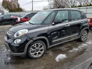 2014 FIAT 500L Trekking with VIN ZFBCFADH0EZ008008, listed as a Copart auction lot 81601874 with 91,812 mi miles and Salvage Title. Bid and sale history available at carsss.com. Image 1.