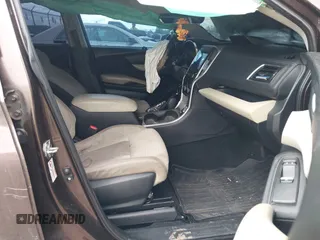 2019 Subaru Ascent Premium z VIN 4S4WMAFD6K3431745, wystawiony jako IAAI lot #42269721 z przebiegiem 131 343 mil mil oraz . Historia ofert i sprzedaży dostępna na DreamBid. Obrazek 5.