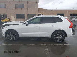 2019 Volvo XC60 R-Design with VIN LYV102RMXKB327226, listed as a IAAI auction lot 41922619 with 46,823 mi miles. Bid and sale history available at carsss.com. Image 14.
