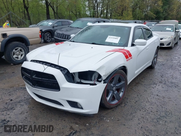 2014 Dodge Charger SXT z VIN 2C3CDXHG9EH162406, wystawiony jako IAAI lot #42159901 z przebiegiem 139 138 mil mil oraz . Historia ofert i sprzedaży dostępna na DreamBid. Obrazek 6.