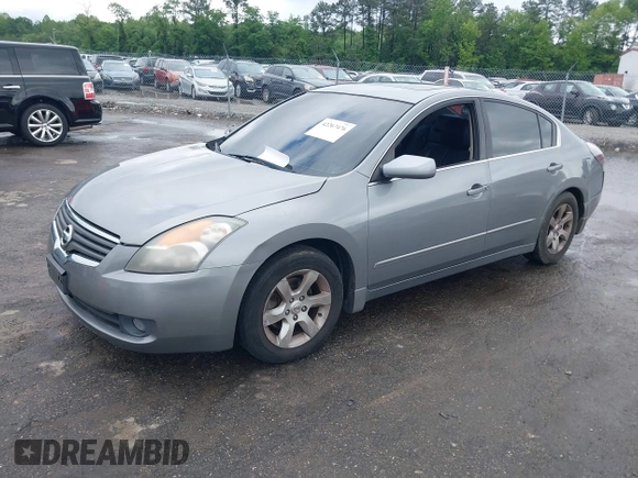 2009 Nissan Altima 2.5 z VIN 1N4AL21E09N492438, wystawiony jako IAAI lot #42267476 z przebiegiem 142 530 mil mil oraz . Historia ofert i sprzedaży dostępna na DreamBid. Obrazek 2.
