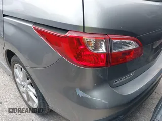 2012 Mazda 5 Grand Touring z VIN JM1CW2DL1C0126545, wystawiony jako IAAI lot #42301130 z przebiegiem 151 212 mil mil oraz . Historia ofert i sprzedaży dostępna na DreamBid. Obrazek 14.