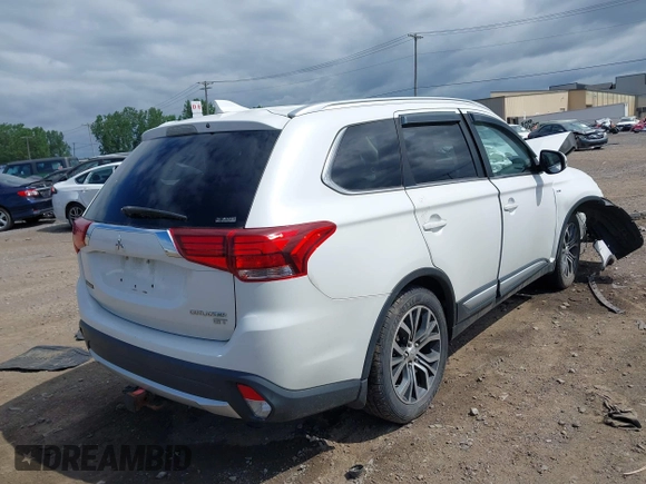 2017 Mitsubishi Outlander GT with VIN JA4JZ4AX9HZ018074, listed as a IAAI auction lot 42536932 with 149,925 mi miles and . Bid and sale history available at DreamBid. Image 4.