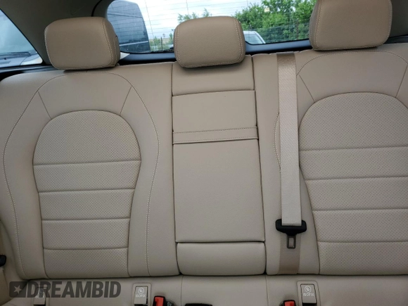 2020 Mercedes-Benz GLC 300 z VIN W1N0G8EB2LF865387, wystawiony jako Copart lot #57821455 z przebiegiem 100 590 mil mil oraz Szkoda całkowita • Salvage title. Historia ofert i sprzedaży dostępna na DreamBid. Obrazek 10.