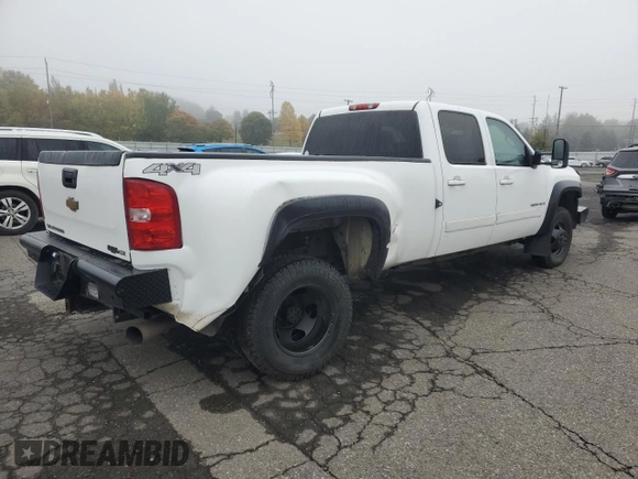 2008 Chevrolet Silverado 3500HD DRW LTZ with VIN 1GCJK33618F206520, listed as a Copart auction lot 77017104 with 132,687 mi miles and Salvage Title. Bid and sale history available at carsss.com. Image 3.
