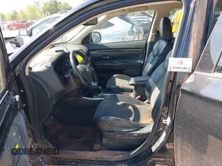 2020 Mitsubishi Outlander SE с VIN JA4AD3A30LZ022397, выставлен на аукционе IAAI как лот 42206829 с пробегом 107 709 миль миль и . История ставок и продаж доступна на DreamBid. Изображение 6.