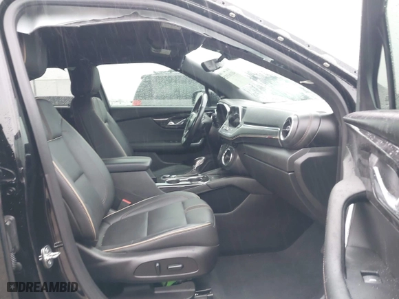 2019 Chevrolet Blazer Premier with VIN 3GNKBFRS1KS625066, listed as a IAAI auction lot 41163525 with 94,552 mi miles. Bid and sale history available at carsss.com. Image 5.