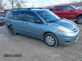 2009 Toyota Sienna CE with VIN 5TDZK23C29S229762, listed as a IAAI auction lot 41506388 with 224,252 mi miles. Bid and sale history available at carsss.com. Image 1.