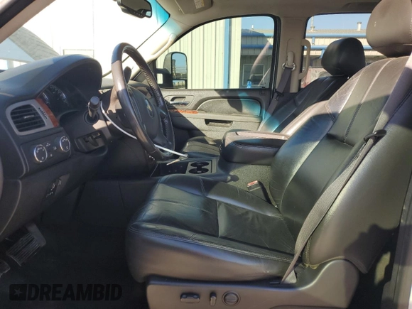 2011 Chevrolet Silverado 3500HD DRW LTZ with VIN 1GC4K1C80BF199473, listed as a Copart auction lot 85479404 with 175,576 mi miles and Salvage Title. Bid and sale history available at carsss.com. Image 7.