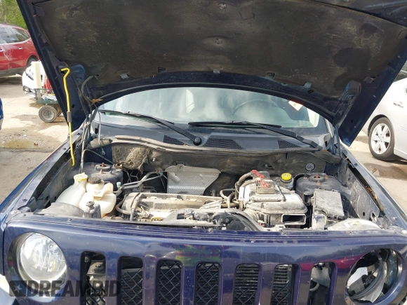 2017 Jeep Patriot High Altitude z VIN 1C4NJPFA8HD189559, wystawiony jako IAAI lot #42039158 z przebiegiem 65 593 mil mil oraz . Historia ofert i sprzedaży dostępna na DreamBid. Obrazek 10.