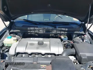 2008 Volvo XC90 I6 with VIN YV4CZ982881472821, listed as a IAAI auction lot 42143437 with 151,748 mi miles. Bid and sale history available at carsss.com. Image 10.