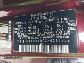 2022 Kia Telluride EX z VIN 5XYP34HCXNG263769, wystawiony jako IAAI lot #42273847 z przebiegiem 20 557 mil mil oraz . Historia ofert i sprzedaży dostępna na DreamBid. Obrazek 9.