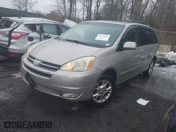 2004 Toyota Sienna XLE z VIN 5TDBA22C74S014781, wystawiony jako IAAI lot #41327692 z przebiegiem 148 548 mil mil oraz . Historia ofert i sprzedaży dostępna na DreamBid. Obrazek 2.