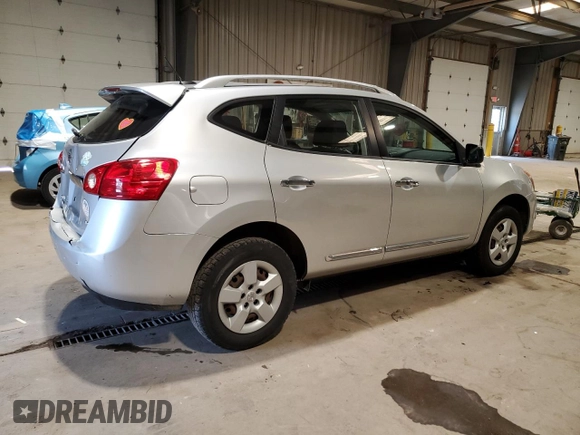 2015 Nissan Rogue S z VIN JN8AS5MVXFW251183, wystawiony jako Copart lot #56011665 z przebiegiem 79 425 mil mil oraz Szkody całkowita. Historia ofert i sprzedaży dostępna na DreamBid. Obrazek 3.