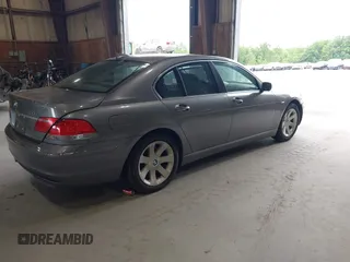2007 BMW 7 Series 750i with VIN WBAHL835X7DT08227, listed as a IAAI auction lot 42620623 with 177,516 mi miles and . Bid and sale history available at DreamBid. Image 4.