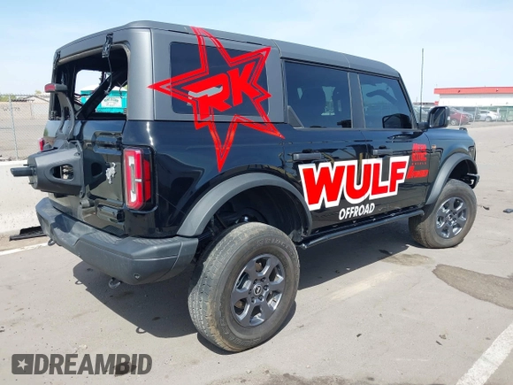 2024 Ford Bronco Badlands z VIN 1FMEE9BP7RLA35583, wystawiony jako IAAI lot #41905835 z przebiegiem 11 260 mil mil oraz . Historia ofert i sprzedaży dostępna na DreamBid. Obrazek 4.