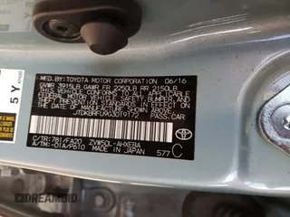 2016 Toyota Prius Two z VIN JTDKBRFU9G3019172, wystawiony jako Copart lot #79129013 z przebiegiem 234 968 mil mil oraz Szkoda całkowita • Salvage title. Historia ofert i sprzedaży dostępna na DreamBid. Obrazek 15.