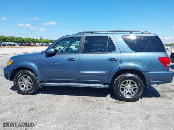 2007 Toyota Sequoia SR5 with VIN 5TDZT34A77S298637, listed as a IAAI auction lot 41683617 with 252,055 mi miles. Bid and sale history available at carsss.com. Image 14.