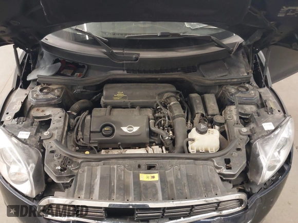 2014 MINI Countryman S with VIN WMWZC5C56EWP38017, listed as a IAAI auction lot 42287308 with 151,780 mi miles and . Bid and sale history available at DreamBid. Image 10.