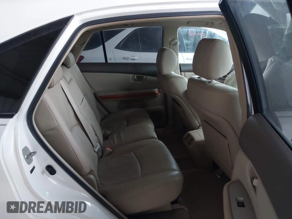 2006 Lexus RX with VIN 2T2GA31U76C046854, listed as a IAAI auction lot 41939704 with 258,368 mi miles. Bid and sale history available at carsss.com. Image 8.