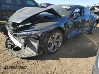 2022 Audi e-tron GT Premium Plus z VIN WAUFJBFWXN7008942, wystawiony jako Copart lot #77193994 z przebiegiem 22 917 mil mil oraz Szkody całkowita. Historia ofert i sprzedaży dostępna na DreamBid. Obrazek 1.