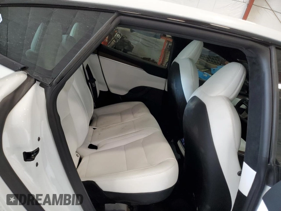 2024 Tesla Model S with VIN 5YJSA1E56RF538488, listed as a Copart auction lot 54702885 with 9,470 mi miles and Salvage title. Bid and sale history available at DreamBid. Image 10.