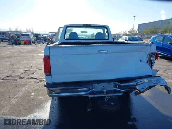 1997 Ford F-250 with VIN 3FTHF25GXVMA33868, listed as a IAAI auction lot 41446618 with Not provided miles and . Bid and sale history available at DreamBid. Image 6.
